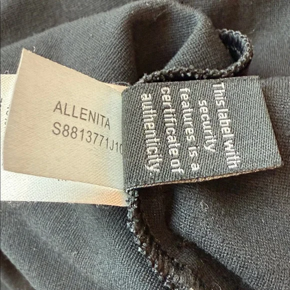 Diane von Furstenberg Pleat Front Cropped Jogger Slacks - Picture 9 of 11